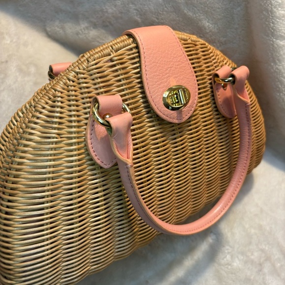 NEW Banana Republic Woven Bag Tan Rattan Pale Pink Leather Gold-Tone Hardware - Picture 4 of 16